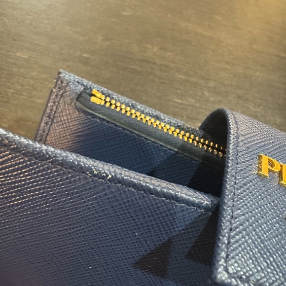 Prada Blue Leather Wallet. Great condition. - Picture 9 of 10